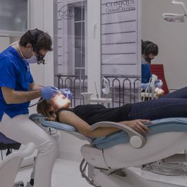 Implants dentaire : Prix  | Clinique des Champs-Elysées